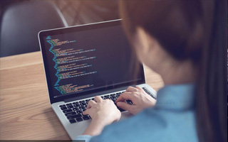 高唐 api php源码,下载的php源码怎么运行呢？